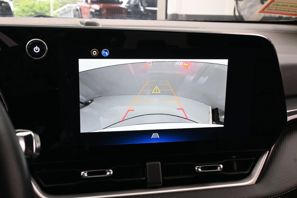 Used 2026 Chevrolet Equinox LT FWD image 18