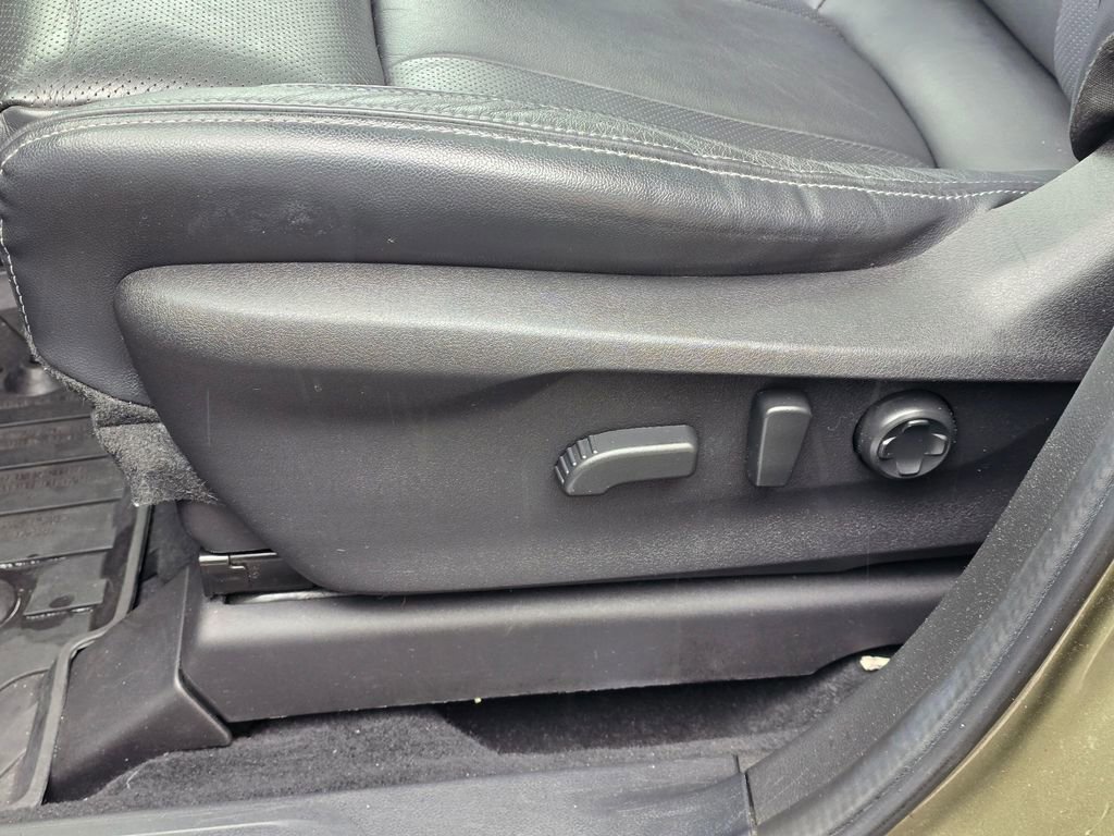 Certified 2023 Subaru Ascent Limited w/ Technology Package AWD/4WD image 14