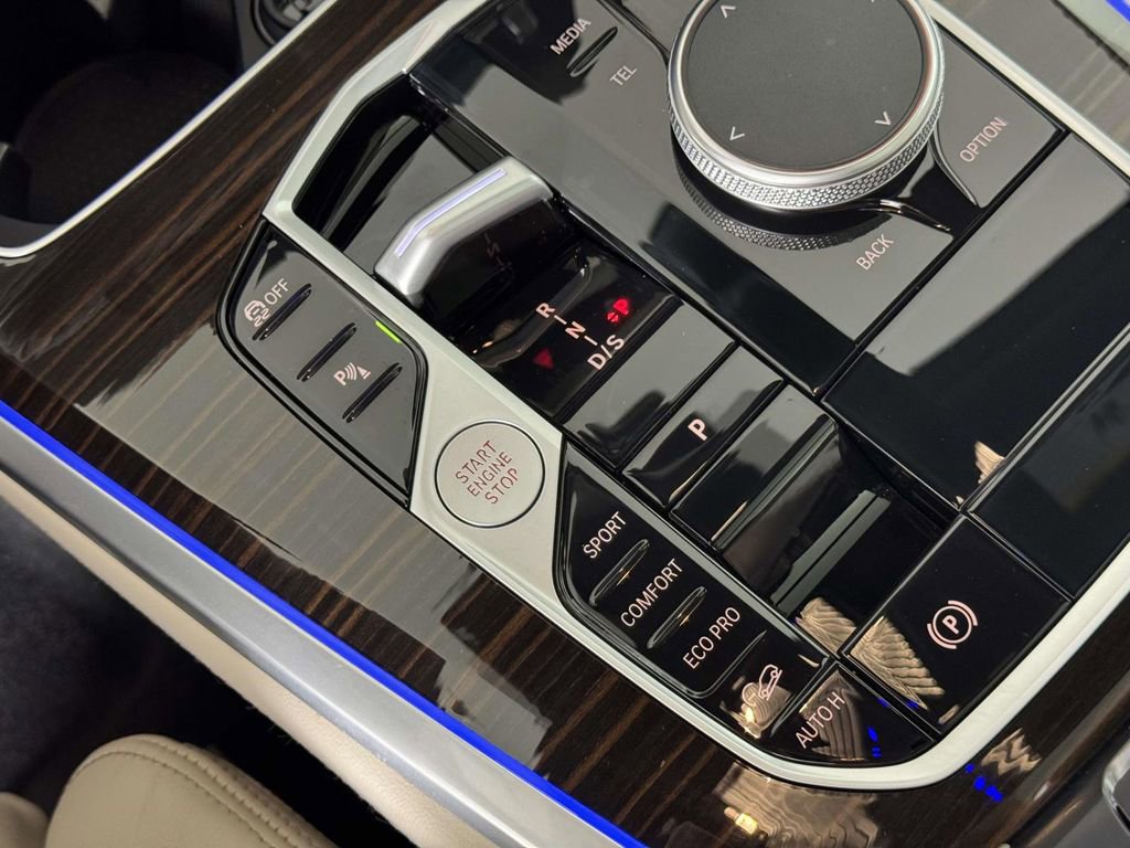 Used 2026 BMW X5 xDrive40i image 28