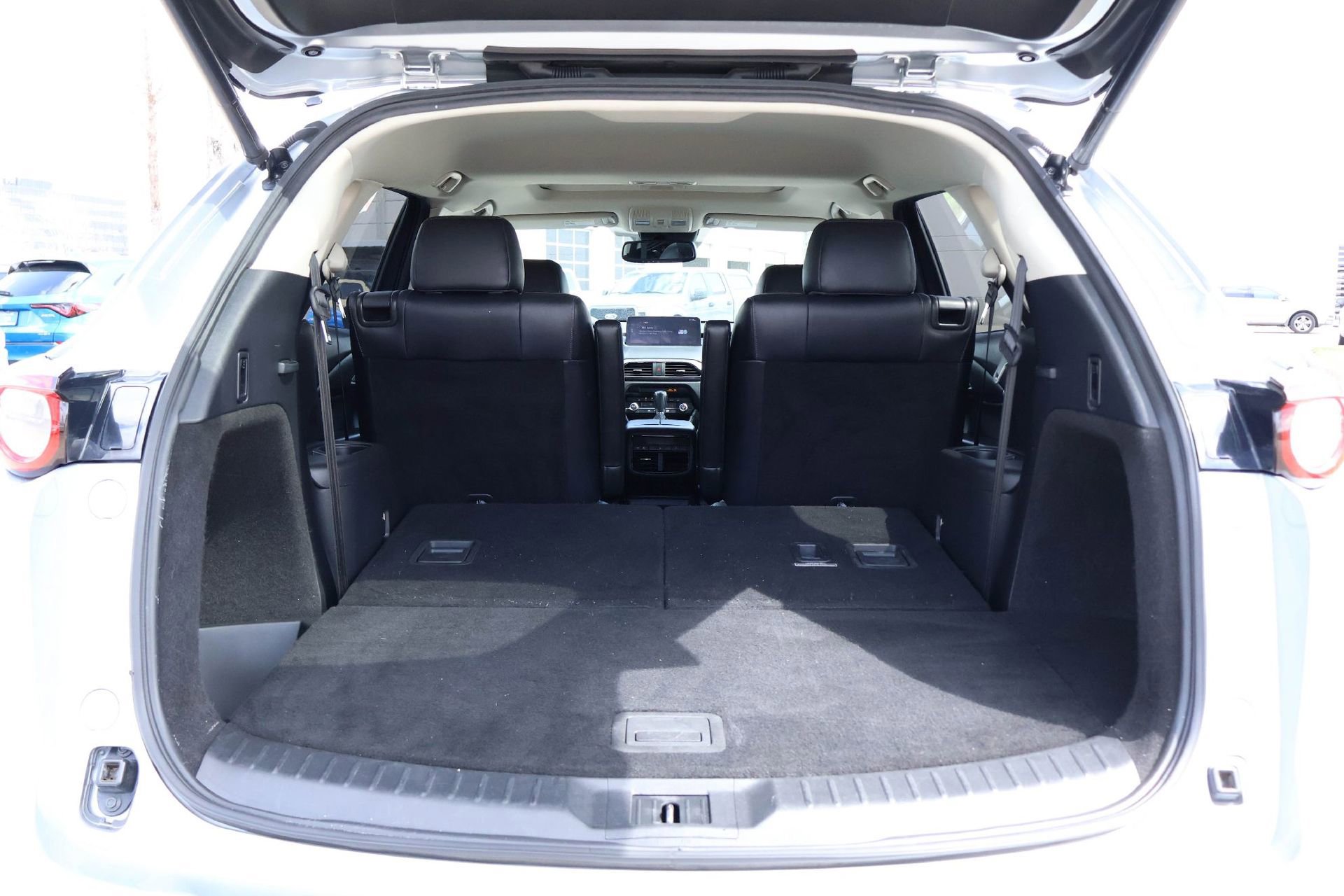 Used 2023 MAZDA CX-9 Touring image 19