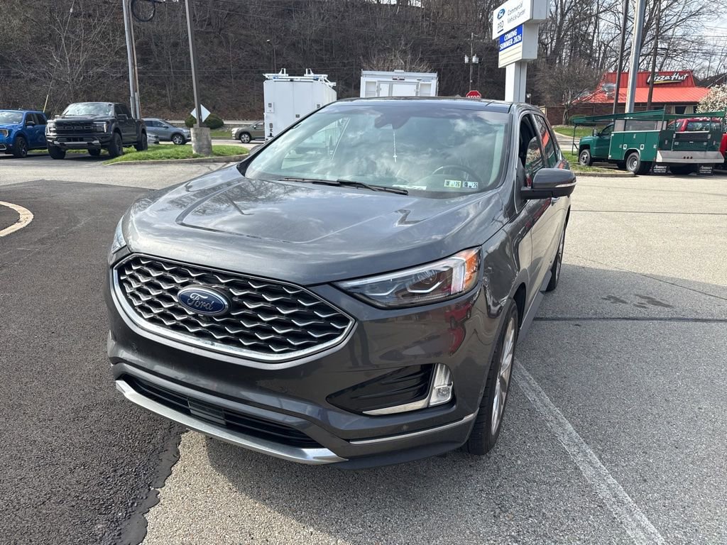 Used 2020 Ford Edge Titanium w/ Equipment Group 301A image 2