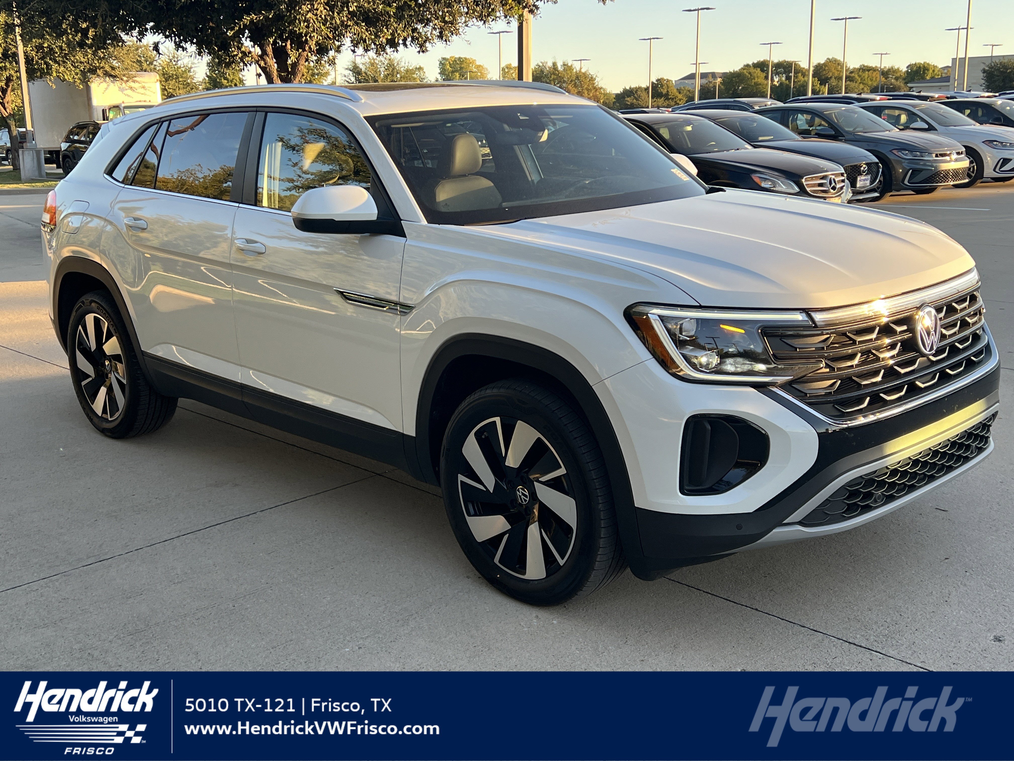 Certified 2025 Volkswagen Atlas Cross Sport SE w/ Panoramic Sunroof Package