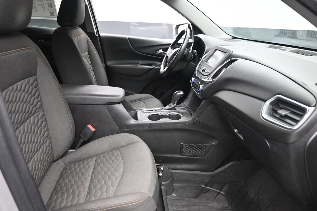 Used 2018 Chevrolet Equinox LT AWD/4WD image 9
