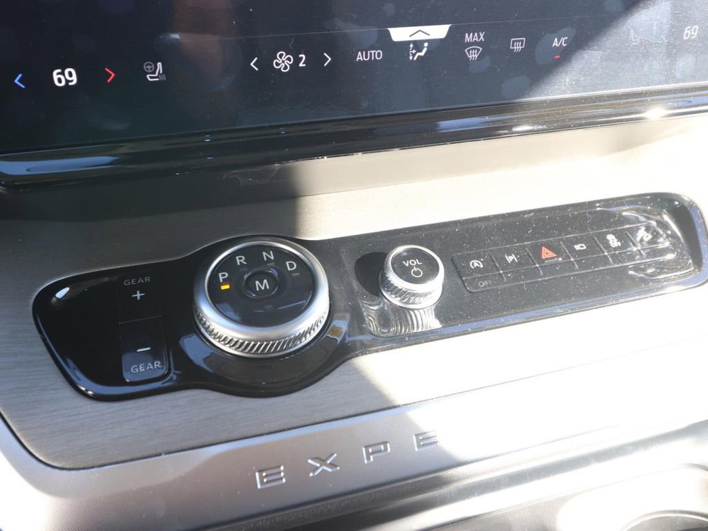 New 2026 Ford Expedition Platinum w/ Driver's Package image 22