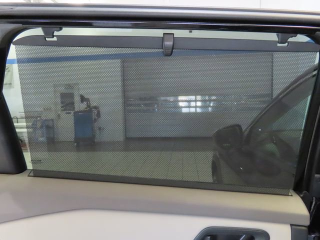 Used 2023 Nissan Rogue SV w/ SV Premium B Package image 33