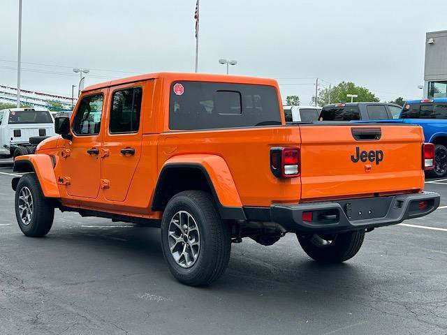 New 2025 Jeep Gladiator Sport image 5