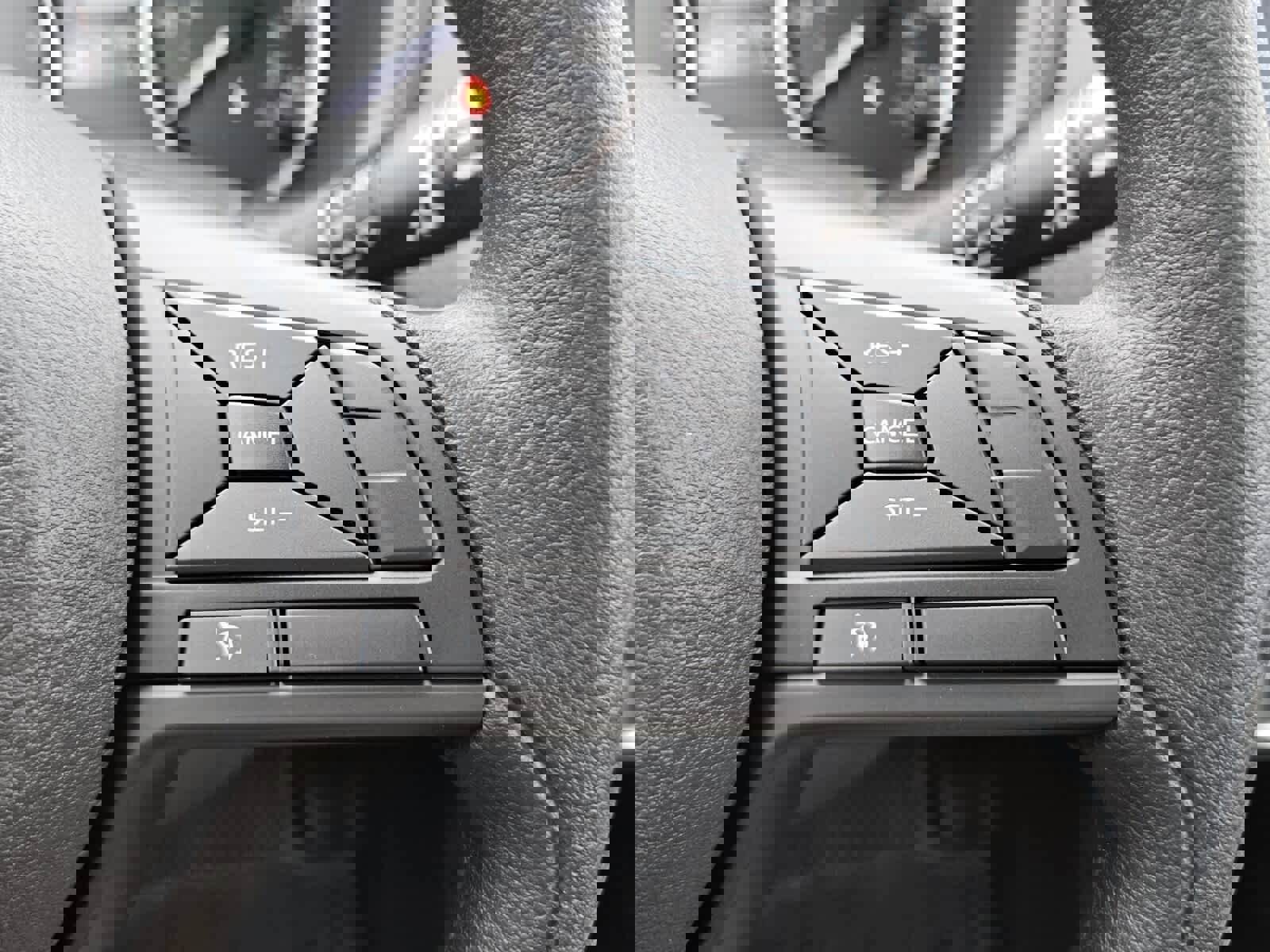 New 2025 Nissan Kicks Play S image 13