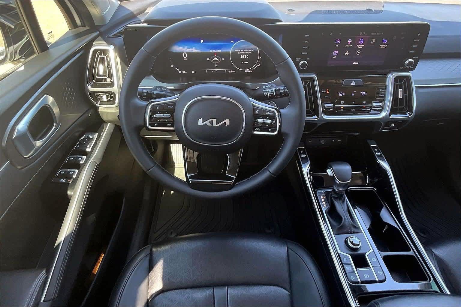Certified 2023 Kia Sorento SX FWD image 12