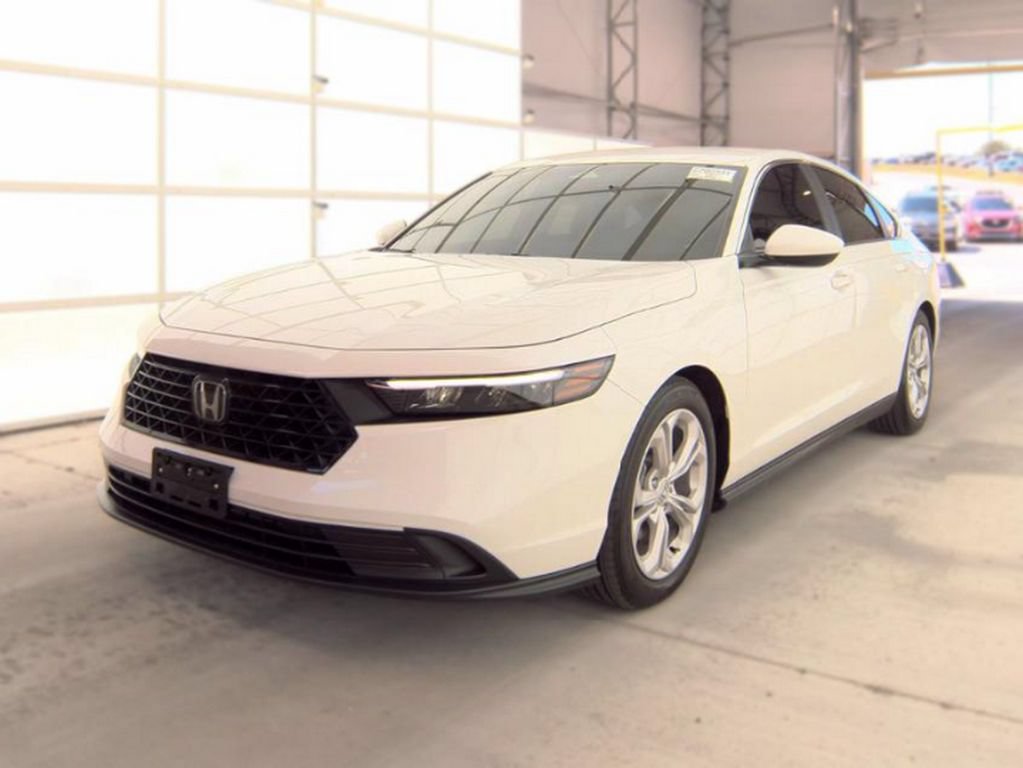 Used 2025 Honda Accord LX image 2