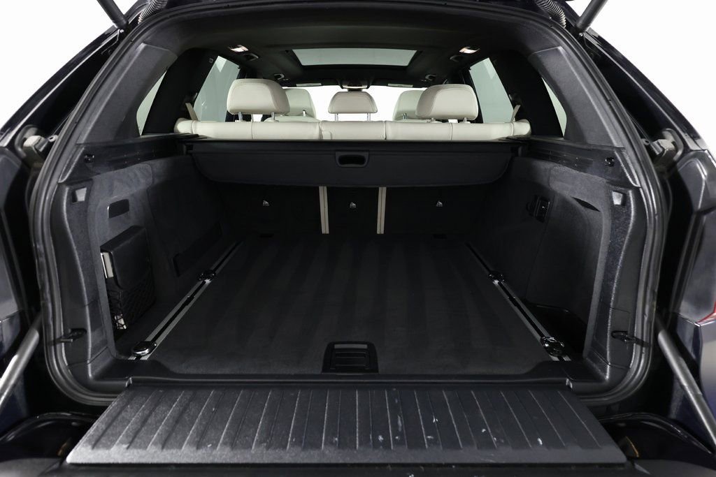 Used 2018 BMW X5 xDrive50i w/ M Sport Package image 12