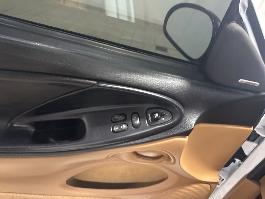 Used 1994 Ford Mustang Cobra image 15