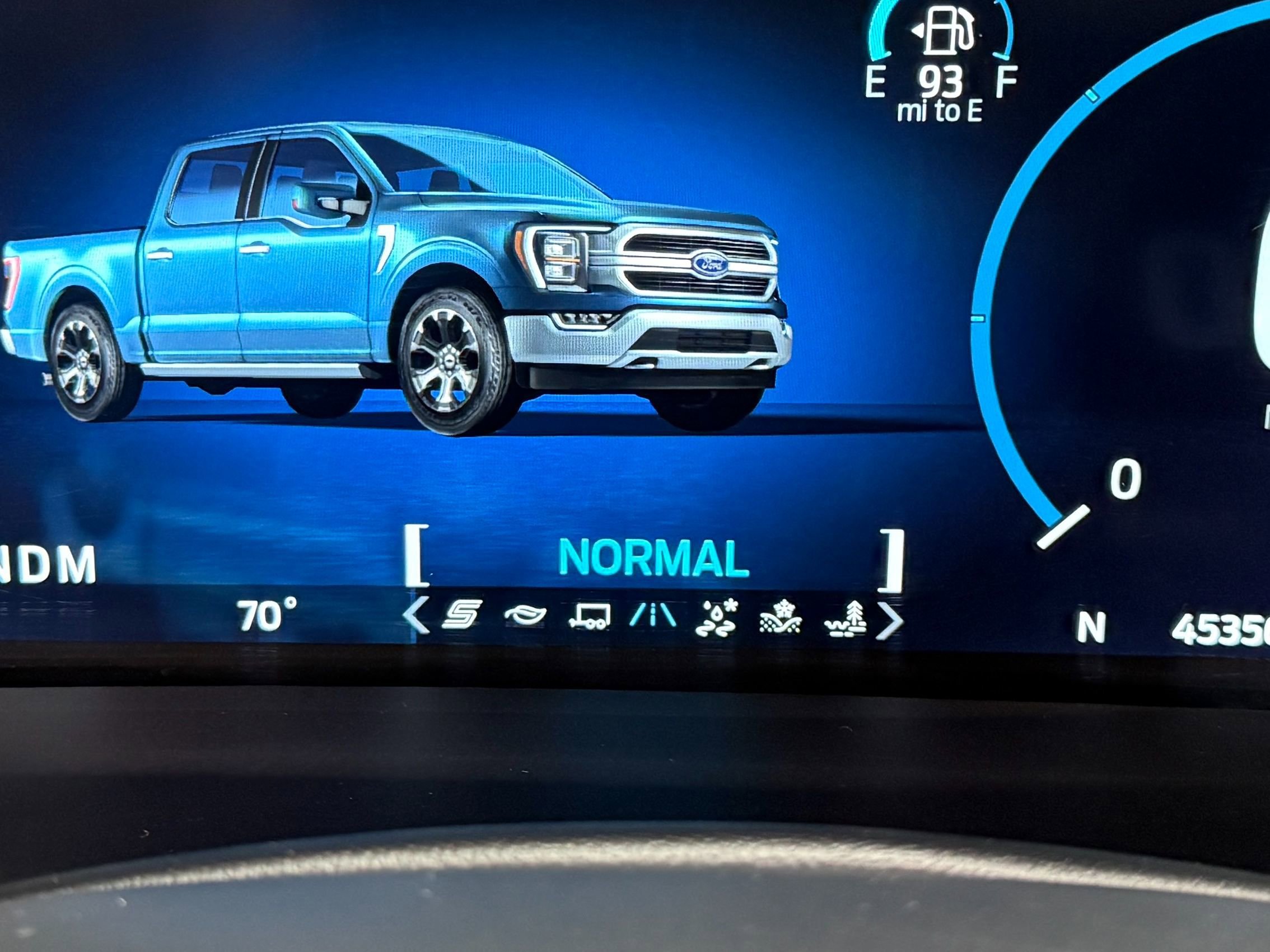Used 2023 Ford F150 Lariat w/ Equipment Group 502A High AWD/4WD image 21