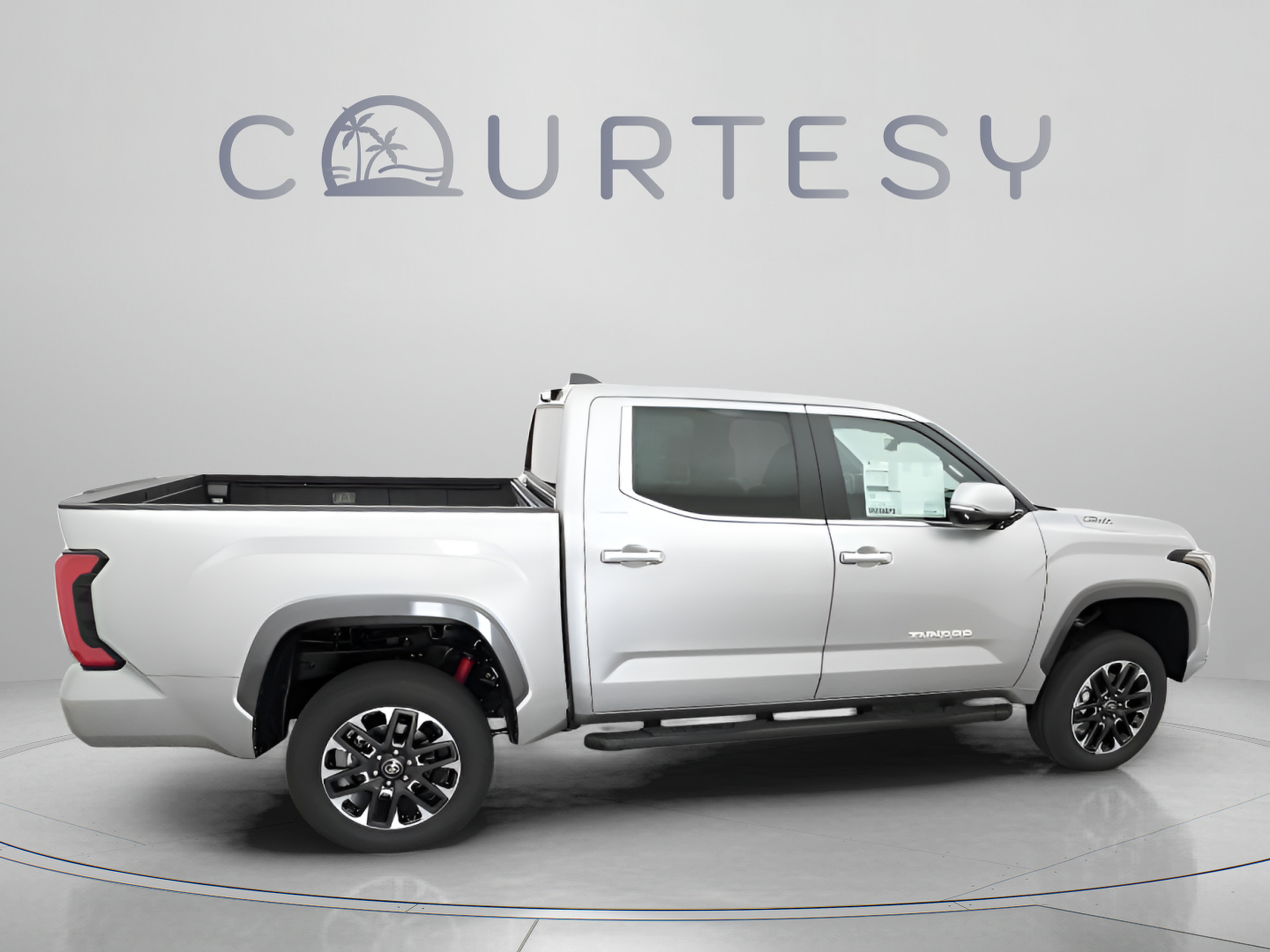 Certified 2025 Toyota Tundra Limited AWD/4WD image 15