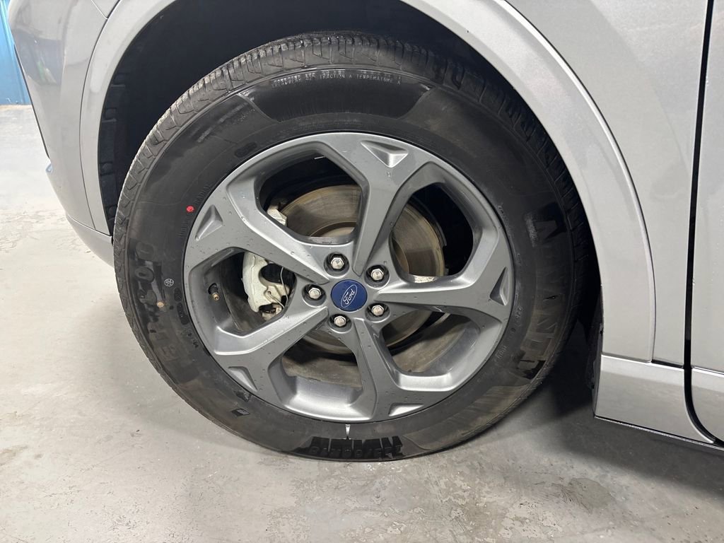 Used 2023 Ford Escape ST-Line image 39