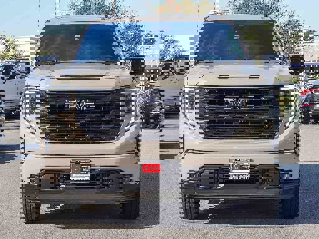 Used 2022 GMC Sierra 1500 Elevation w/ Elevation Premium Package image 2