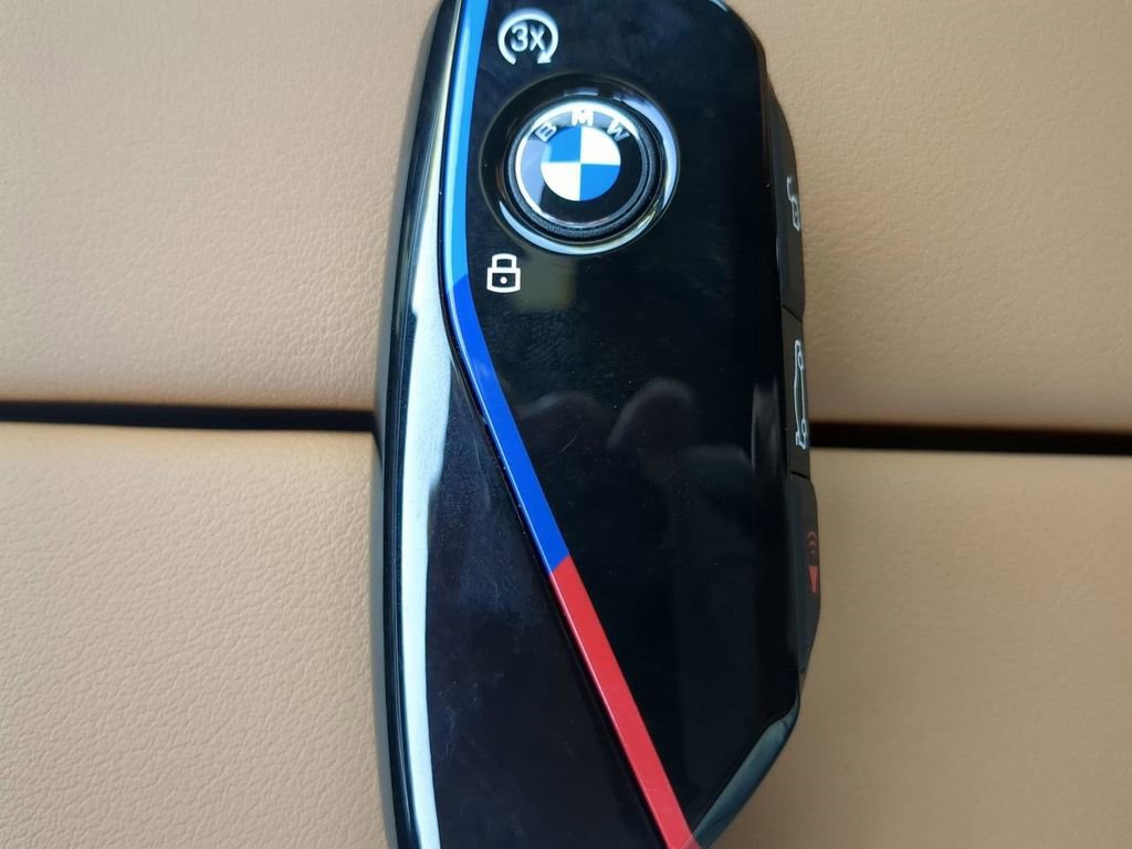 New 2026 BMW X7 M60i image 30