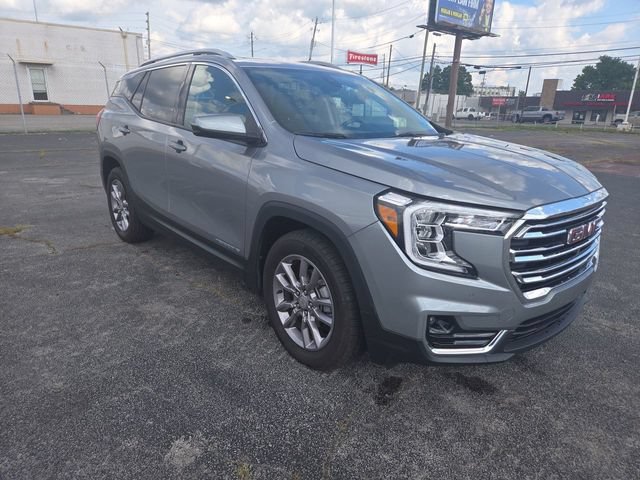 Used 2024 GMC Terrain SLT w/ Tech Package FWD video 2