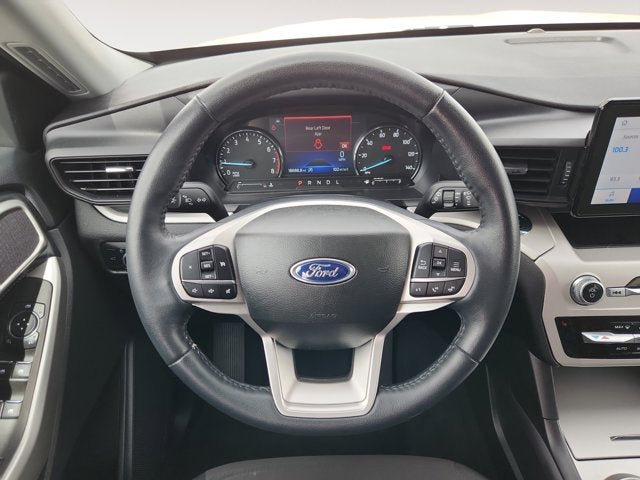 Certified 2023 Ford Explorer XLT AWD/4WD image 12