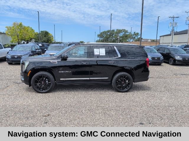 Used 2026 GMC Yukon Denali w/ Sun & Power Step Package AWD/4WD image 3