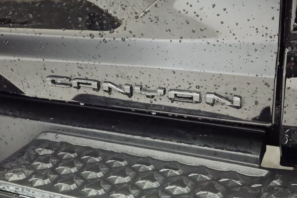 Used 2023 GMC Canyon Denali image 19