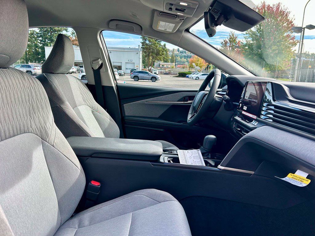 New 2026 Toyota Camry LE w/ Convenience Package FWD image 16