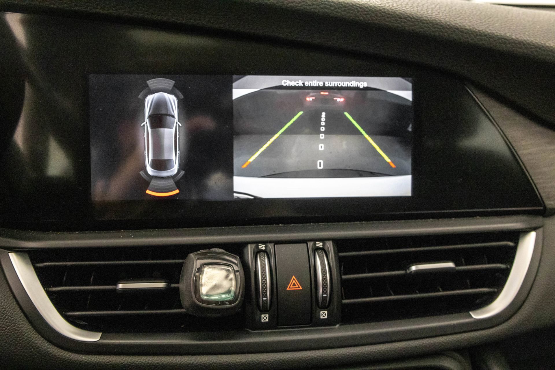 Used 2022 Alfa Romeo Giulia Ti image 27