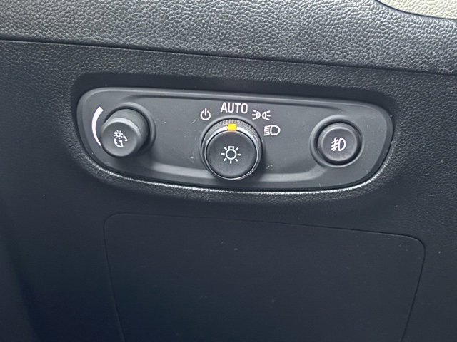 Used 2023 Buick Encore GX Preferred image 24