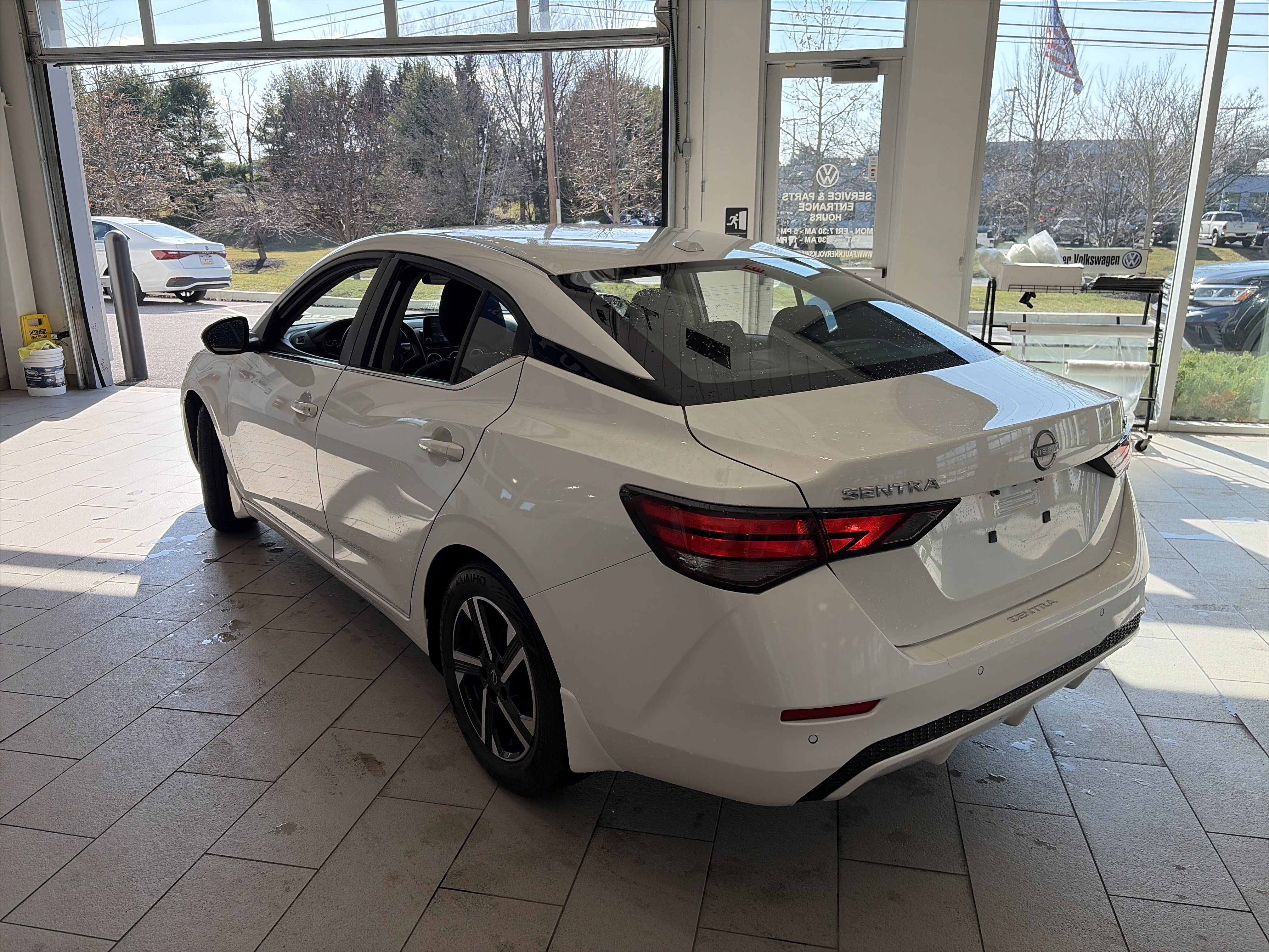 Used 2024 Nissan Sentra SV image 6