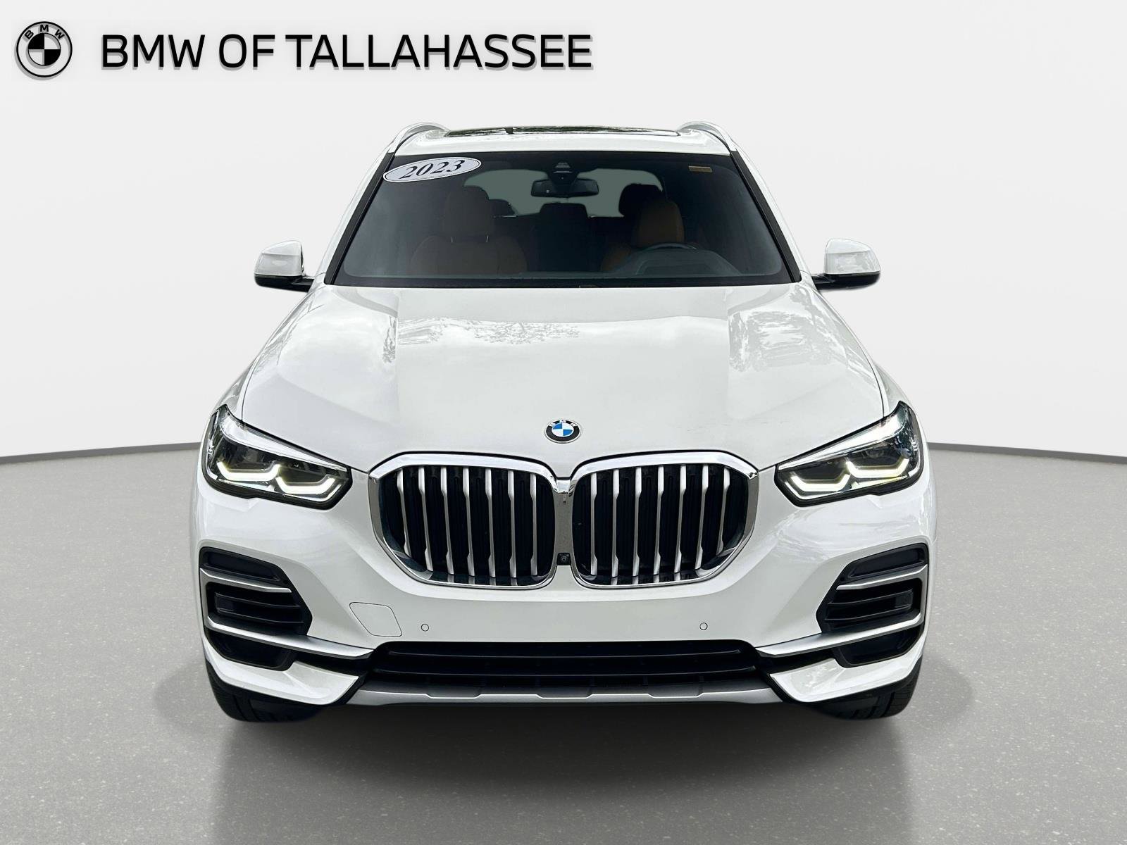 Used 2023 BMW X5 xDrive40i w/ Premium Package image 2