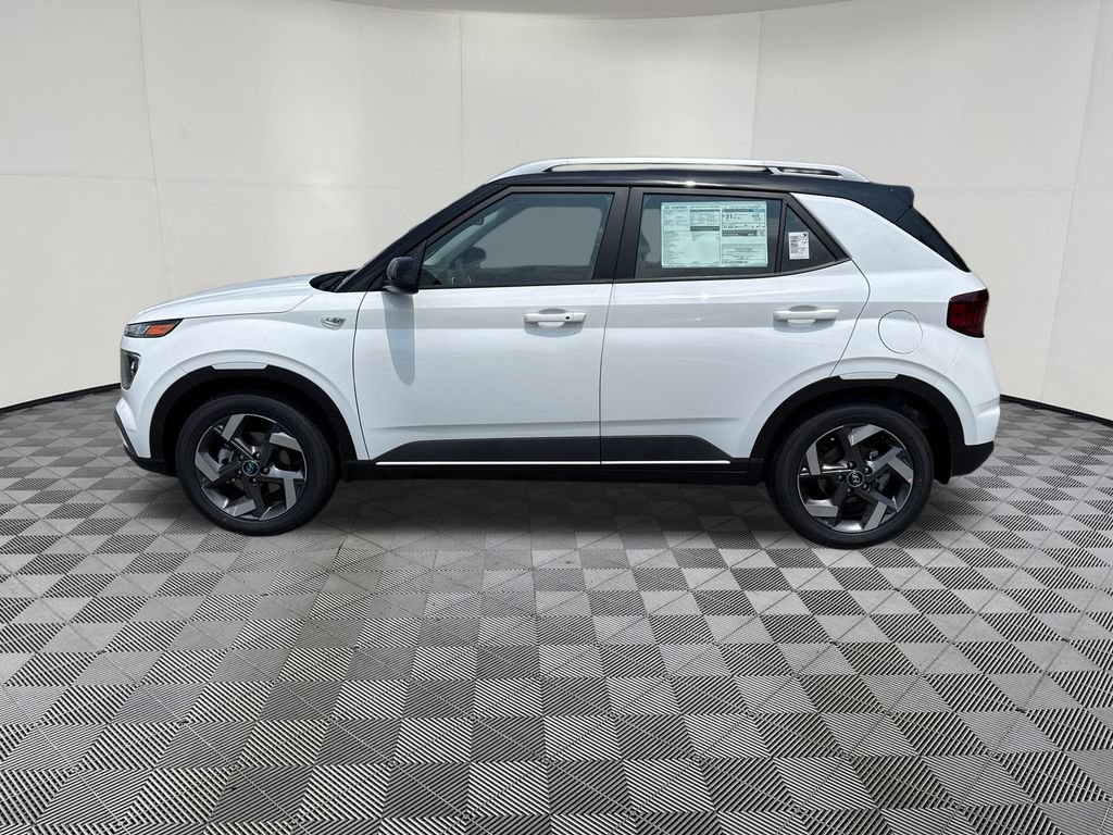 New 2026 Hyundai Venue SEL FWD image 8