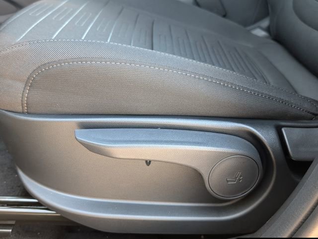 New 2026 Hyundai Santa Cruz SE FWD image 12