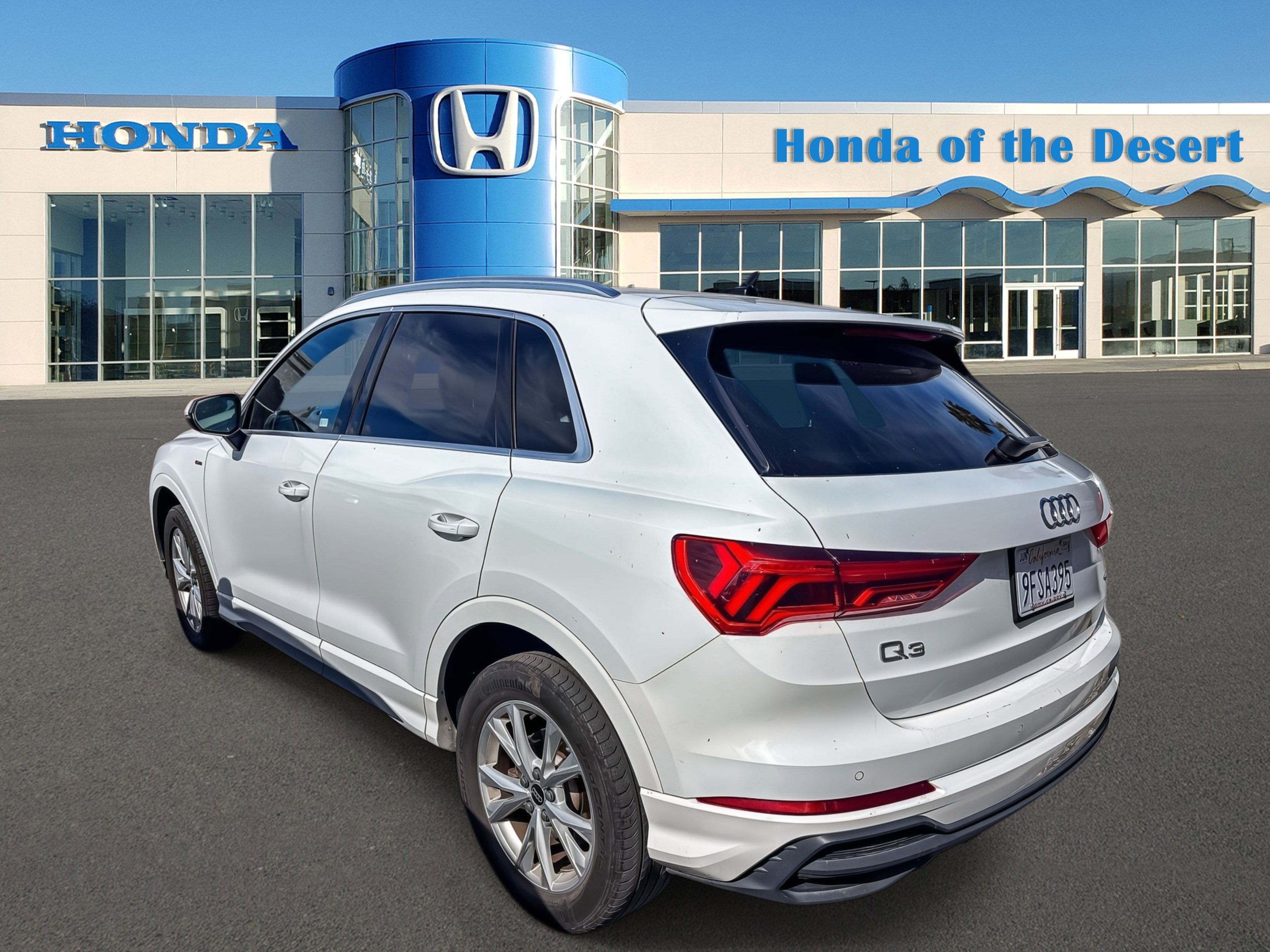 Used 2023 Audi Q3 2.0T Premium AWD/4WD image 5