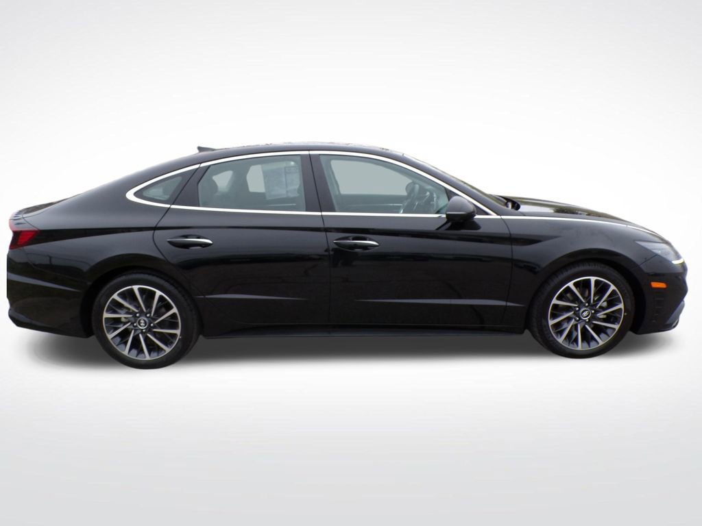 Certified 2021 Hyundai Sonata Limited w/ Preferred Accessory Package FWD image 5