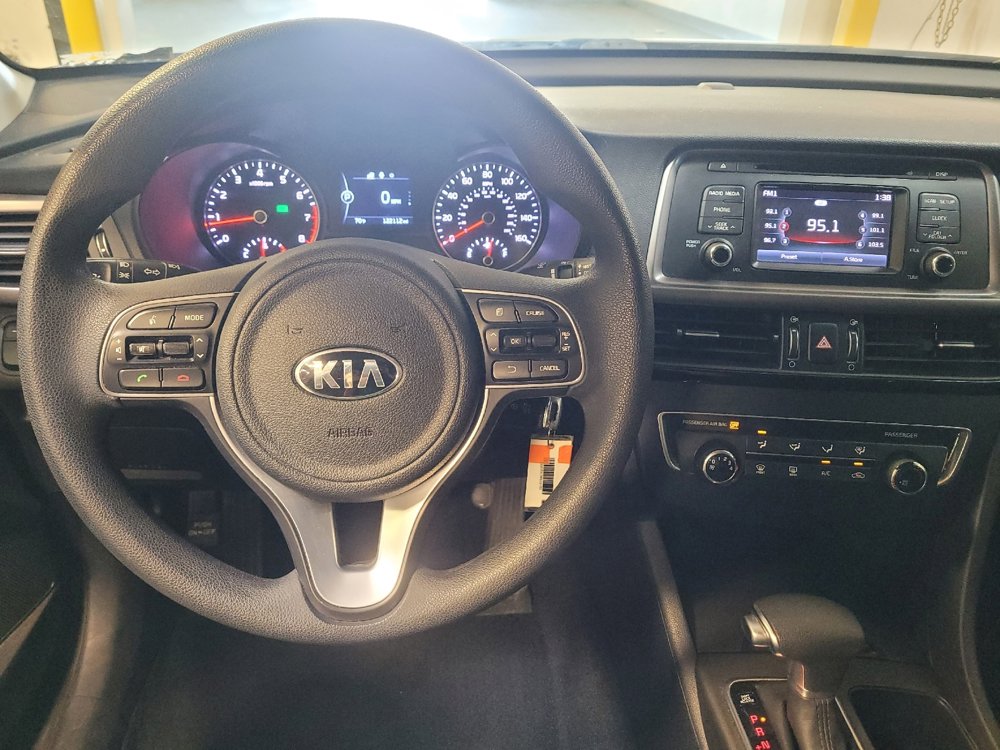 Used 2017 Kia Optima LX FWD image 22