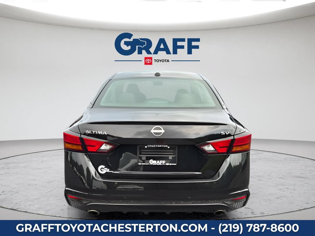 Used 2024 Nissan Altima 2.5 SV w/ SV Premium Package FWD image 9