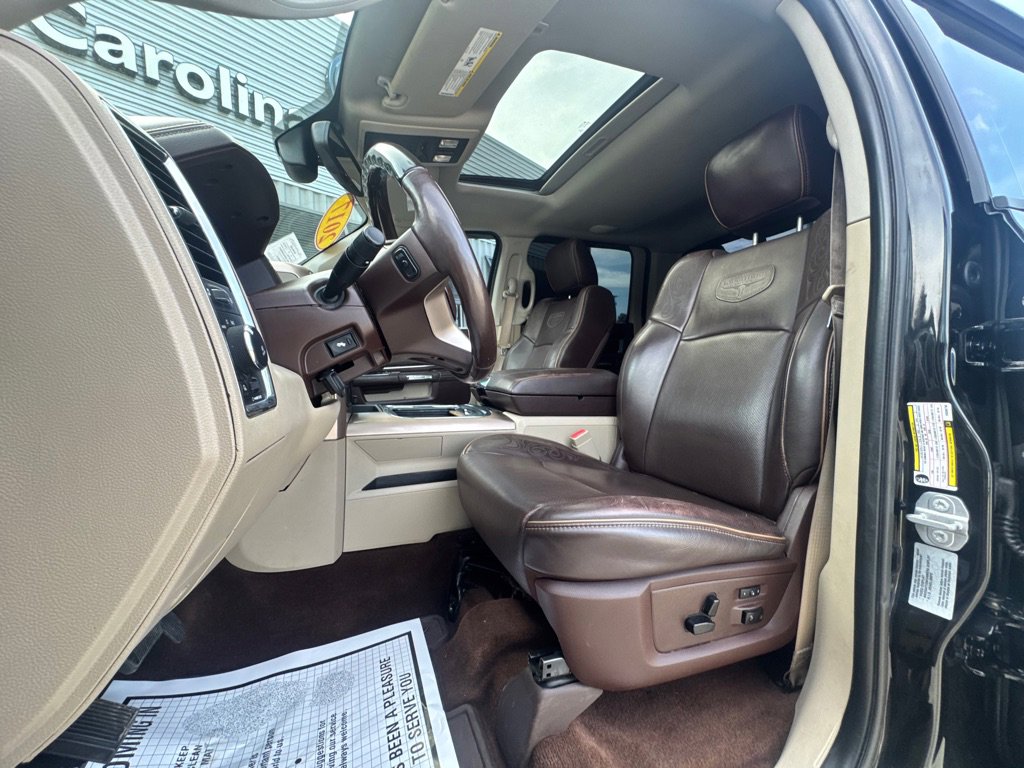 Used 2017 RAM 3500 Laramie Longhorn image 7