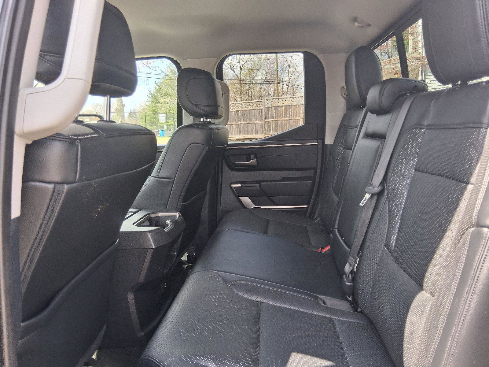 Used 2022 Toyota Tundra SR5 w/ SR5 Premium Package AWD/4WD image 20