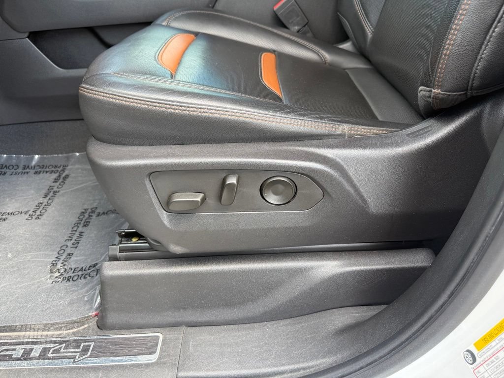 Used 2022 GMC Sierra 1500 AT4 w/ AT4 Premium Package AWD/4WD image 6