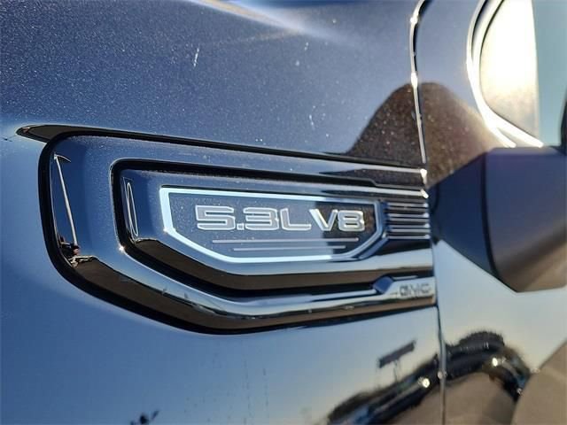 New 2026 GMC Sierra 1500 Elevation image 10