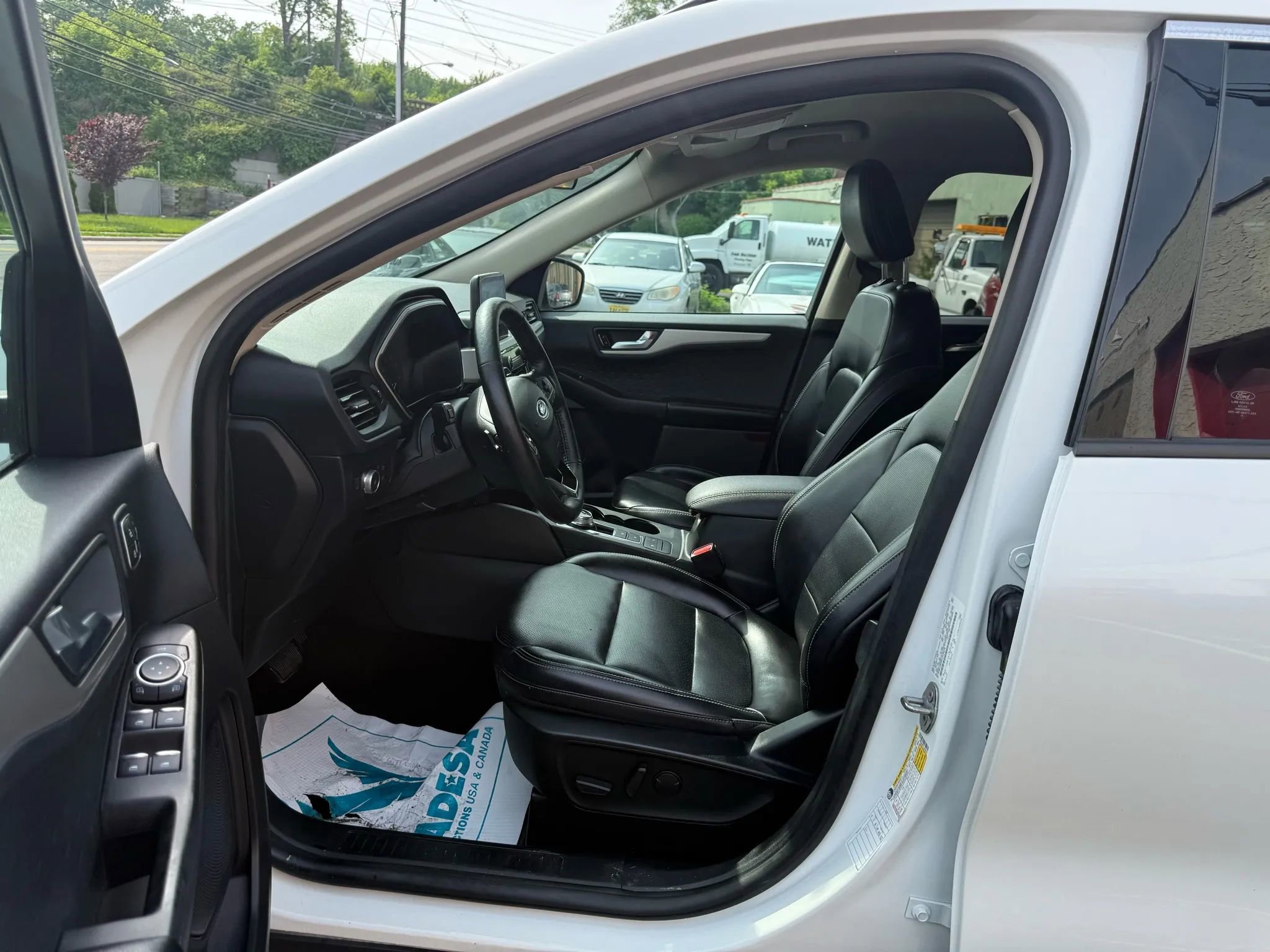 Used 2020 Ford Escape SEL image 26