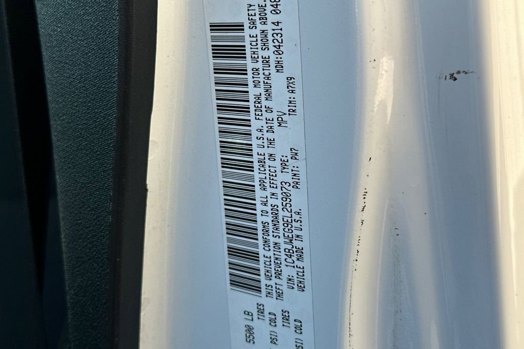 Used 2014 Jeep Wrangler Unlimited Sahara w/ Trailer Tow Group image 27