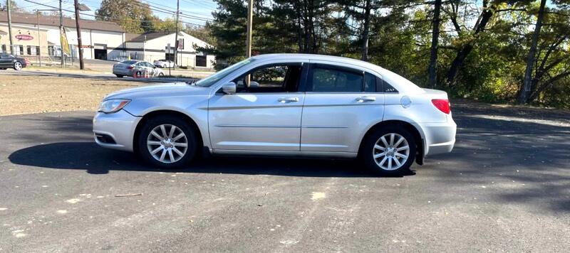 Used 2012 Chrysler 200 Touring image 2