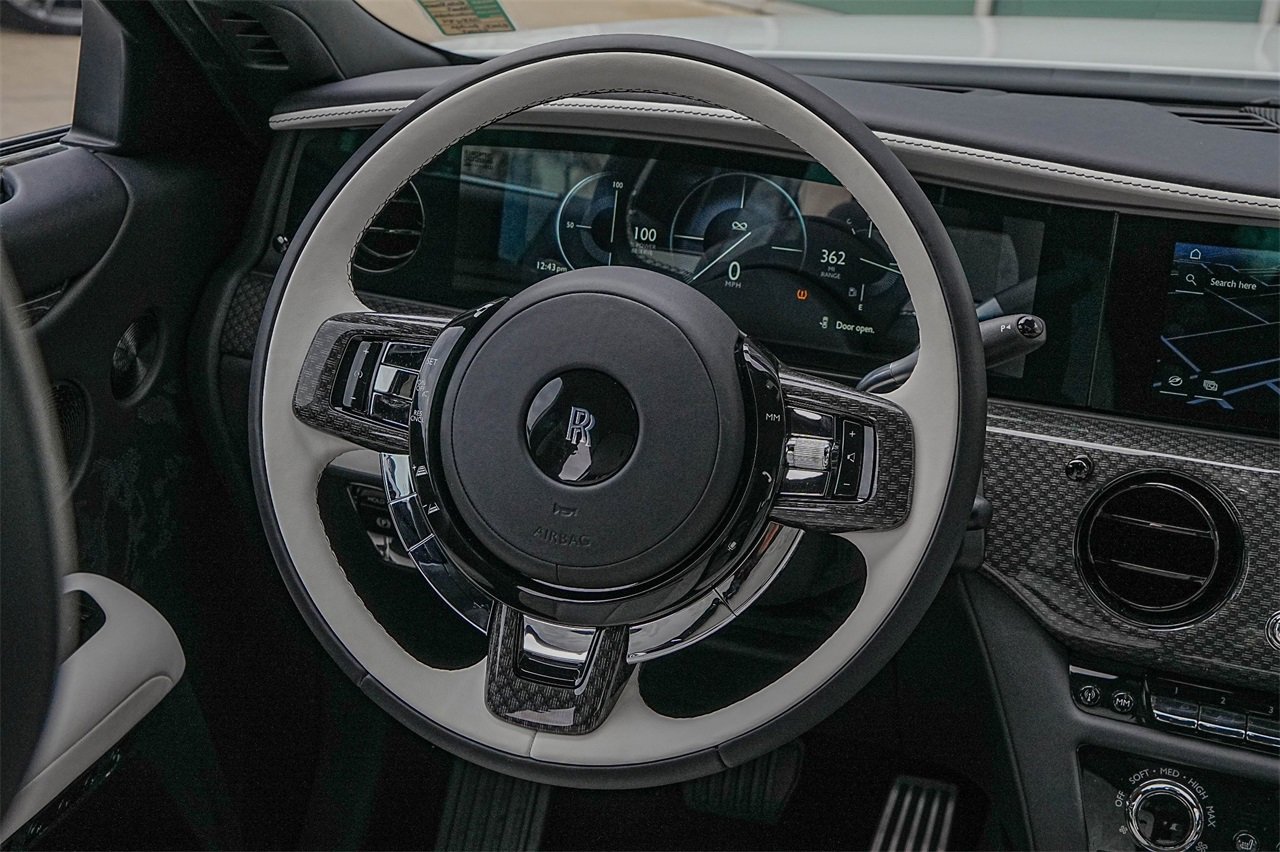 New 2025 Rolls-Royce Ghost Black Badge image 38