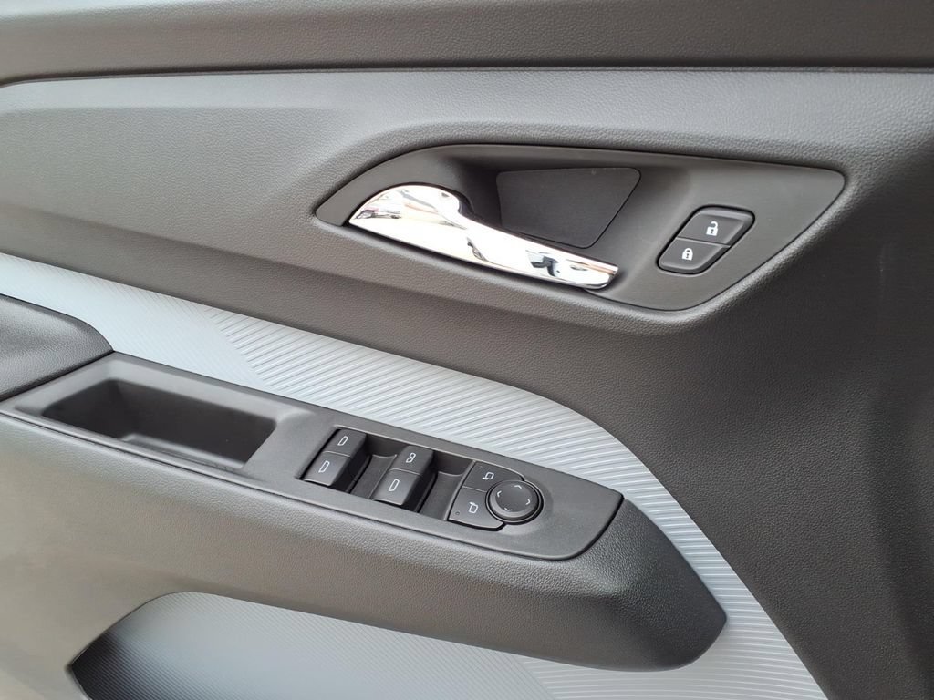 New 2027 Chevrolet Bolt RS FWD image 29