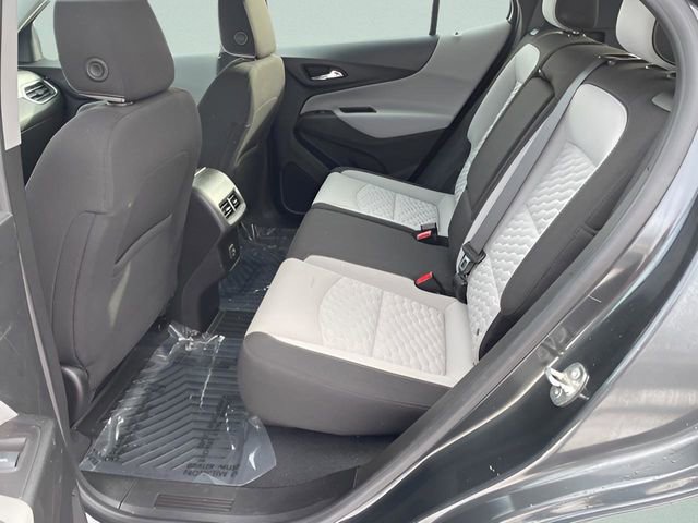 Used 2021 Chevrolet Equinox LS image 17