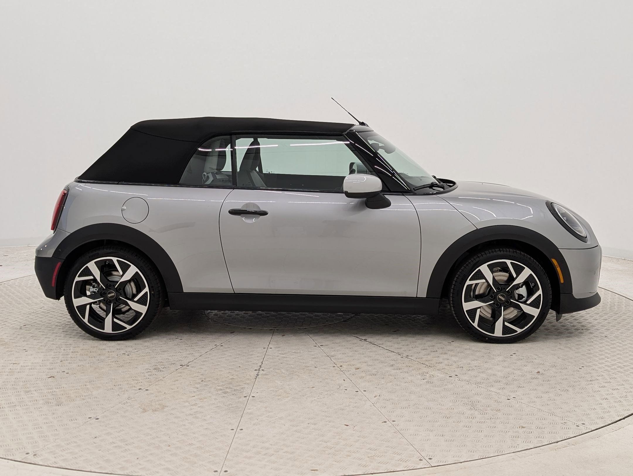 New 2026 MINI Cooper S image 8