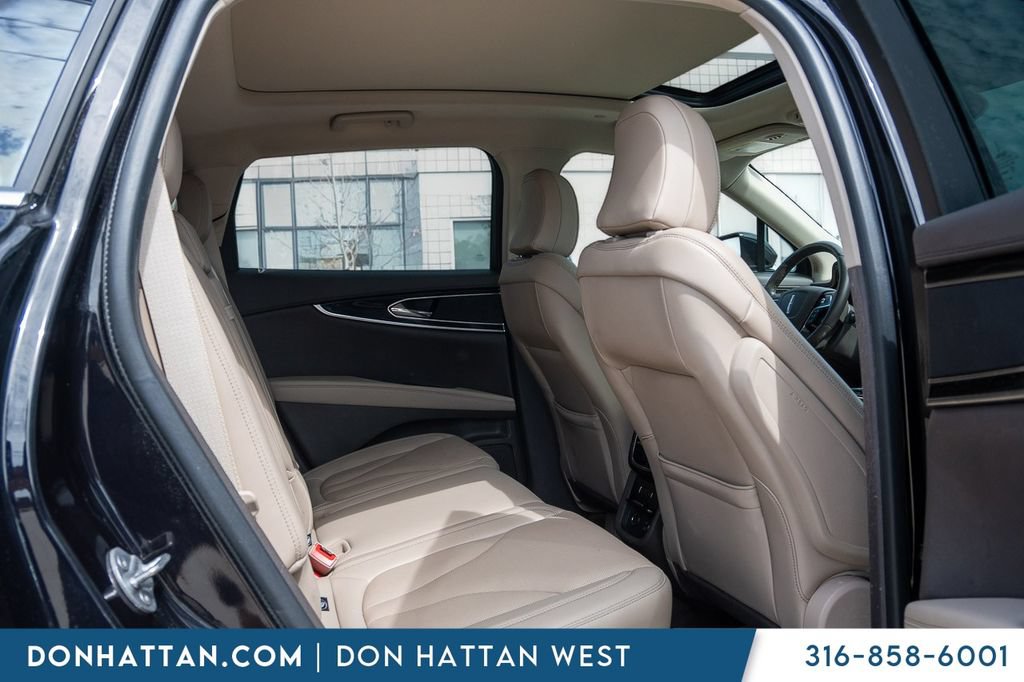 Used 2022 Lincoln Nautilus Reserve AWD/4WD image 24