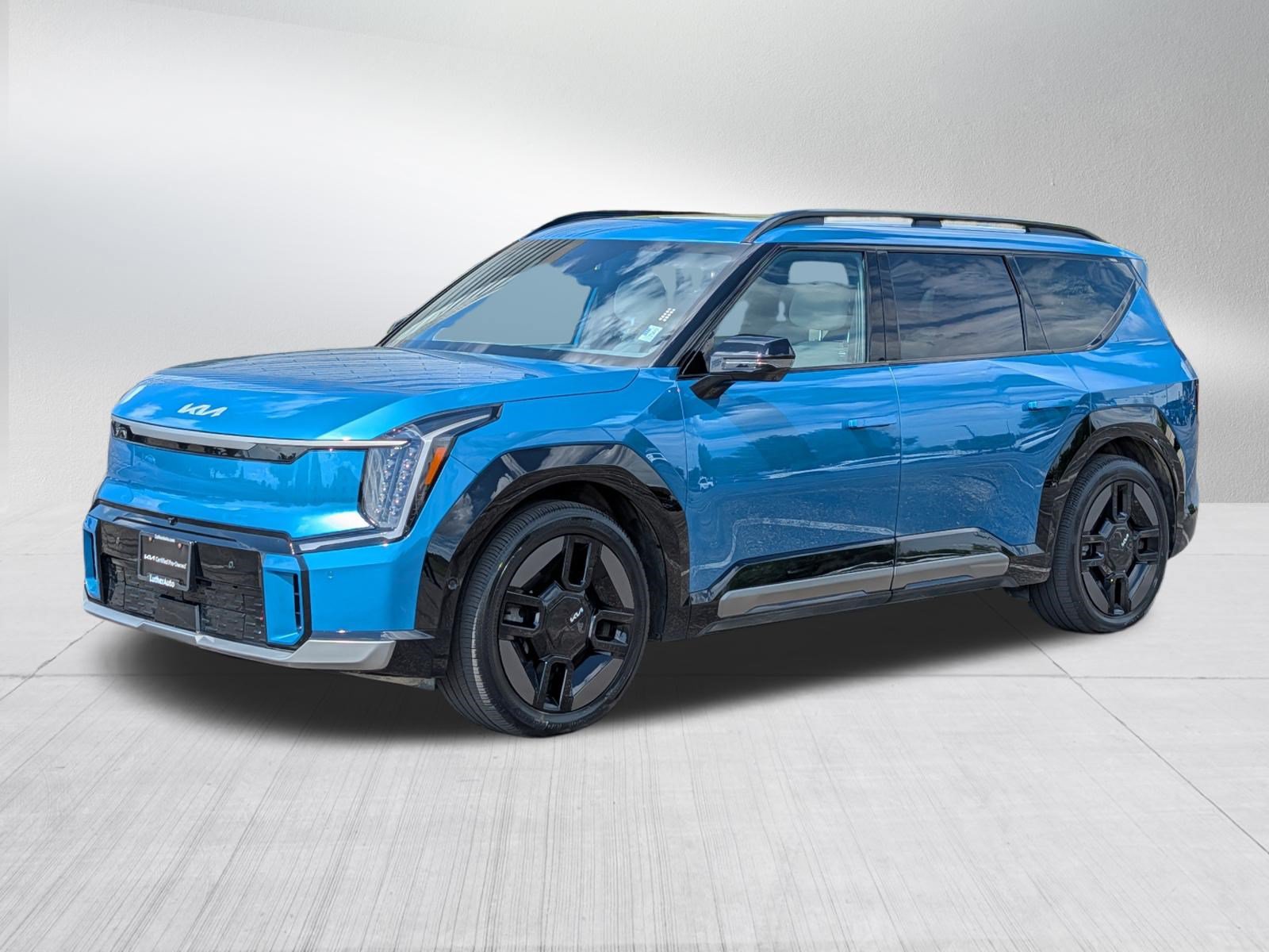 Certified 2024 Kia EV9 GT-Line AWD/4WD image 3