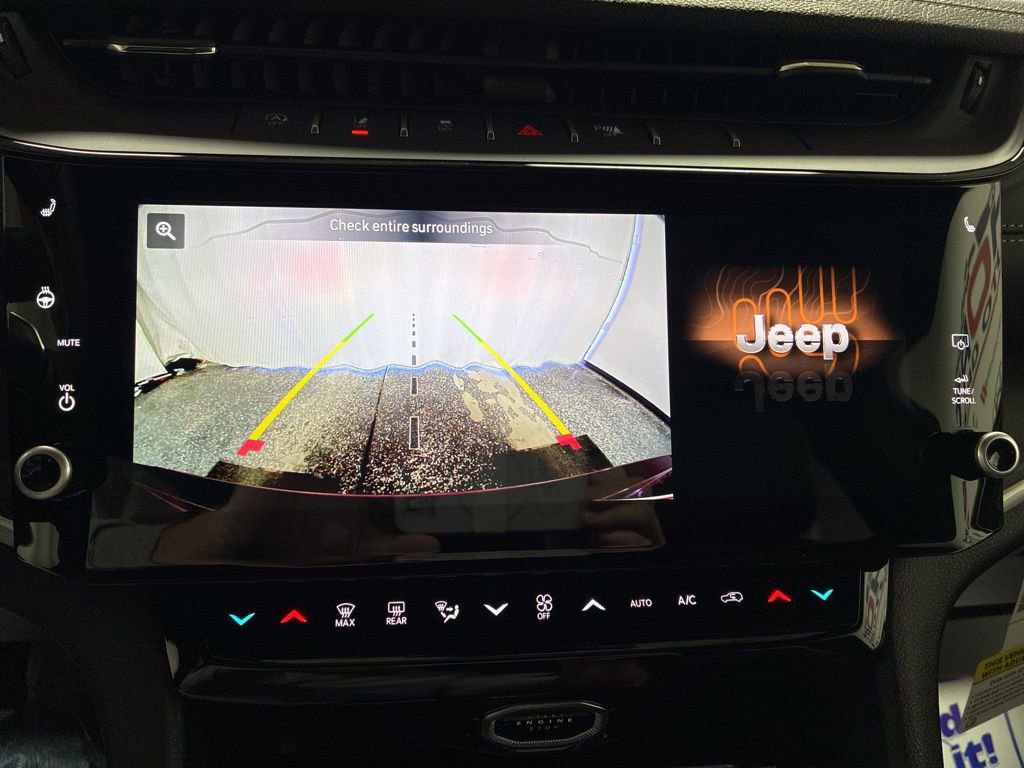 New 2026 Jeep Grand Cherokee Altitude AWD/4WD image 19