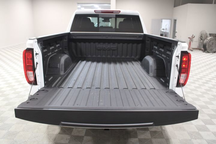 New 2026 GMC Sierra 1500 SLE w/ X31 Off-Road Package image 12